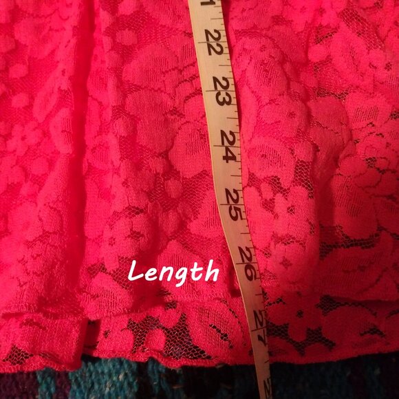 Torrid Pink Lace V-Neck Sleeveless Top Plus 2 (XL) Romantic Coquette Y2K Layer - Picture 8 of 8